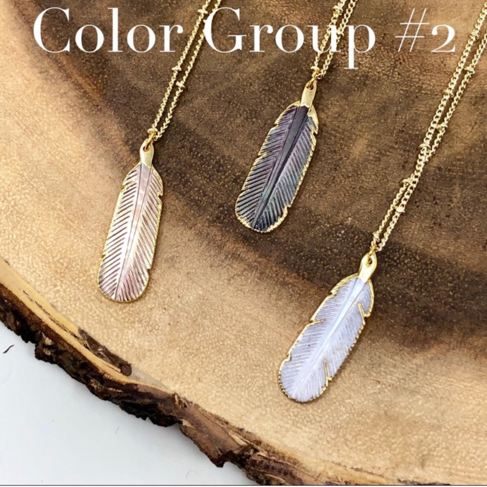 Last 1! 🌟HP🌟 Abalone Boho Feather Necklace - Picture 6 of 6